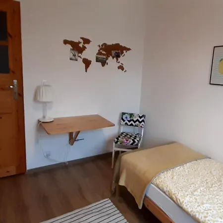 Lemuria Szkolna Centrum Hostel *