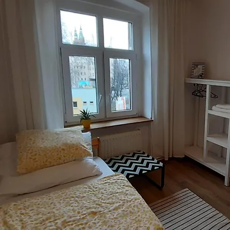 Lemuria Szkolna Centrum Hostel