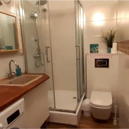 Auberge de jeunesse Lemuria Szkolna Centrum *