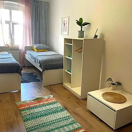 Auberge de jeunesse Lemuria Szkolna Centrum *