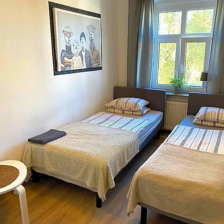Lemuria Szkolna Centrum Legnica