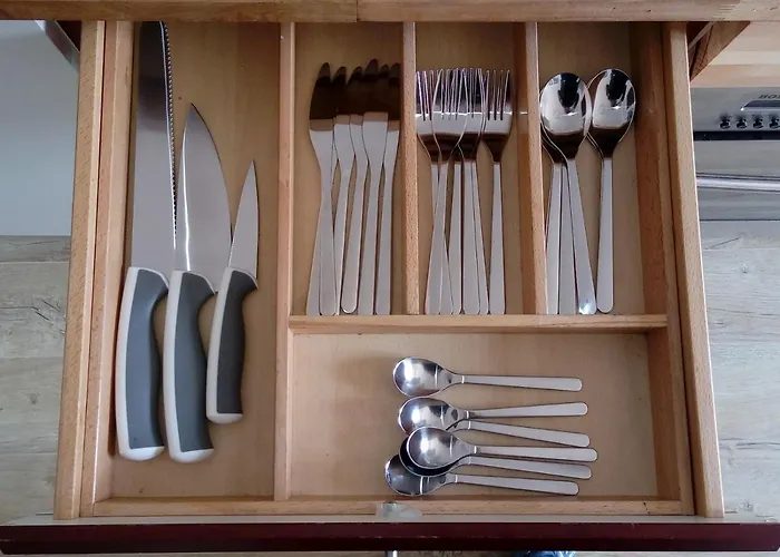 Lemuria Szkolna Centrum Hostel *