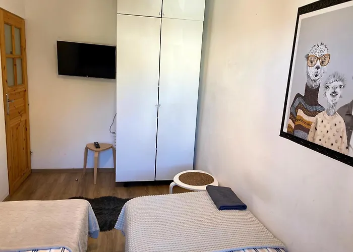 Lemuria Szkolna Centrum Hostel