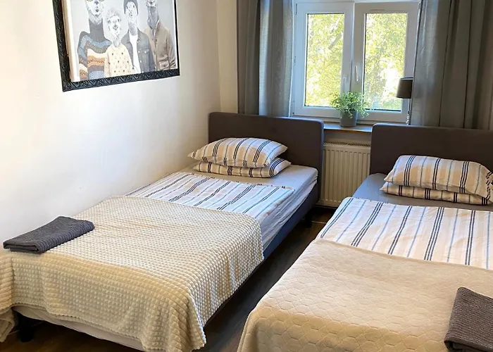 Lemuria Szkolna Centrum *